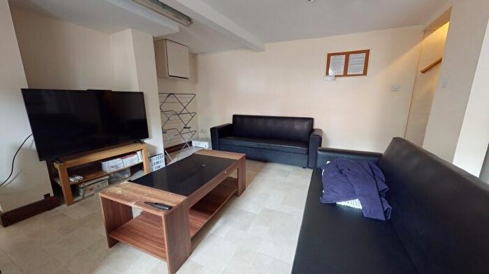 4 Bedroom Terraced House To Rent In Royal Park Avenue, Hyde Park, Leeds, LS6