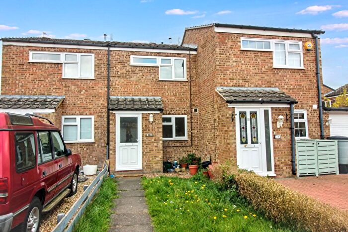 2 Bedroom Semi Detached House To Rent In Charmfield Road, Aylesbury, HP21