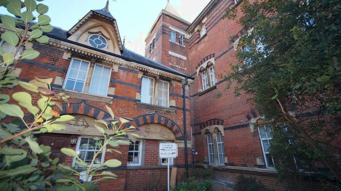 1 Bedroom Apartment To Rent In Victory Road, London, E11