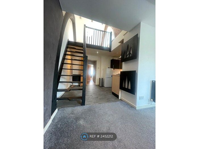 2 Bedroom Maisonette To Rent In The Parish, Southville, Bristol, BS3