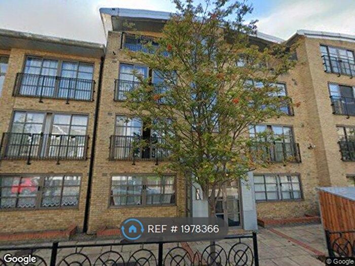 2 Bedroom Flat To Rent In Morley Road, London, SE13