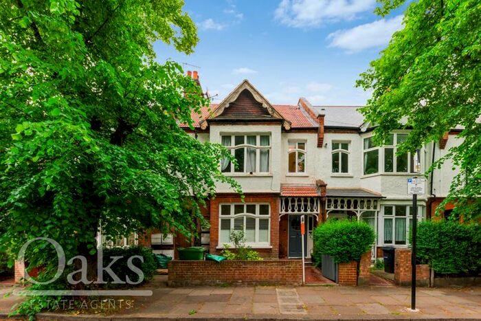 2 Bedroom Flat To Rent In Fernwood Avenue, London, SW16