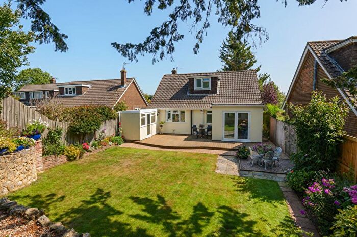 2 Bedroom Detached House For Sale In Heathfield Way, Barham, CT4