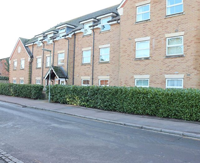 2 Bedroom Flat To Rent In North Road, Woking, GU21