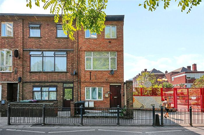 1 Bedroom Flat To Rent In Vallance Road, Whitechapel, London, E1