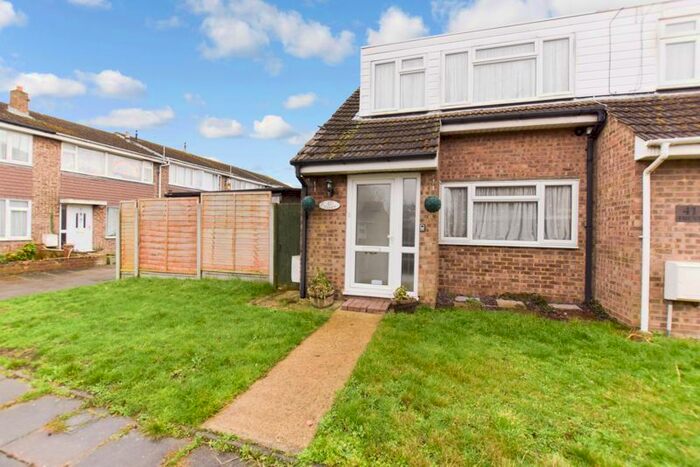 3 Bedroom Semi-Detached House To Rent In Trent, East Tilbury, Tilbury, RM18