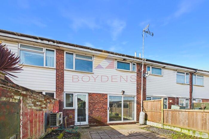 3 Bedroom Terraced House For Sale In Adelaide Drive, CO2