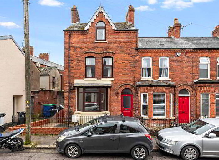 4 Bedroom End Of Terrace House For Sale In St Albans Gardens, Belfast, BT9