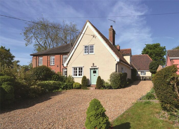 4 Bedroom Detached House For Sale In North Street, Hundon, Sudbury, Suffolk, CO10