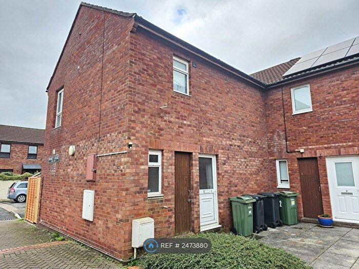 3 Bedroom End Of Terrace House To Rent In Bramley Square, Bristol, BS49