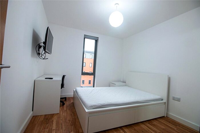 1 Bedroom Flat To Rent In Plaza Boulevard, Liverpool, L8