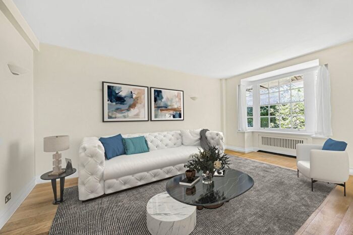 2 Bedroom Flat To Rent In Kensington Park Road, Notting Hill, W11