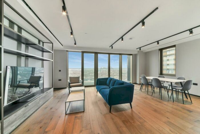 3 Bedroom Apartment To Rent In The Stage, Shoreditch, EC2A