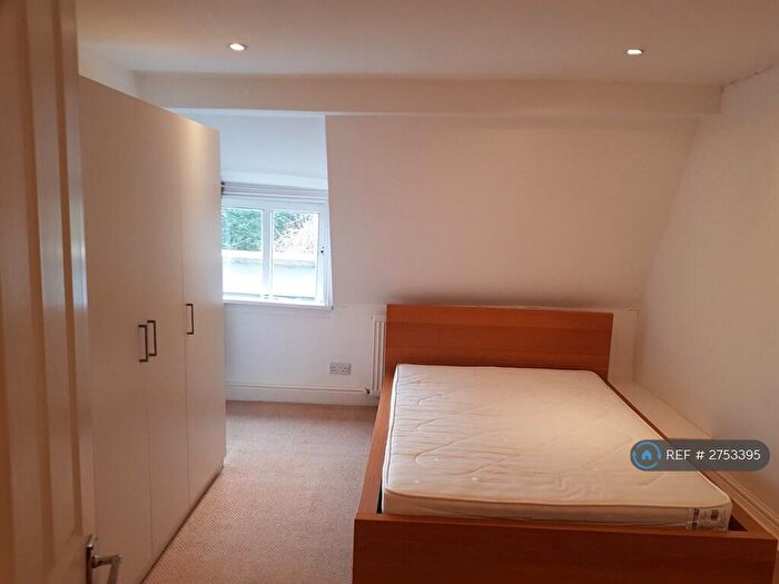 1 Bedroom Flat To Rent In Richmond Terrace, Clifton, Bristol, BS8