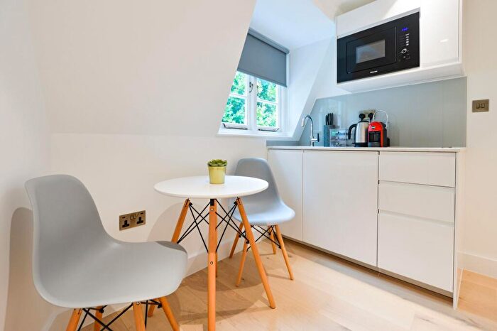 Studio To Rent In Room, Leather Lane, London, EC1N