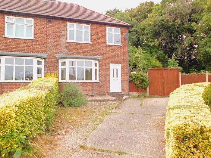 3 Bedroom Semi-Detached House To Rent In Elstree Drive, Beechdale, Nottingham, NG8