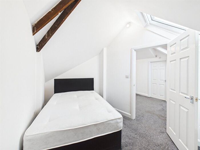 1 Bedroom Apartment To Rent In Imperial Road, Beeston, Nottingham, Nottinghamshire, NG9