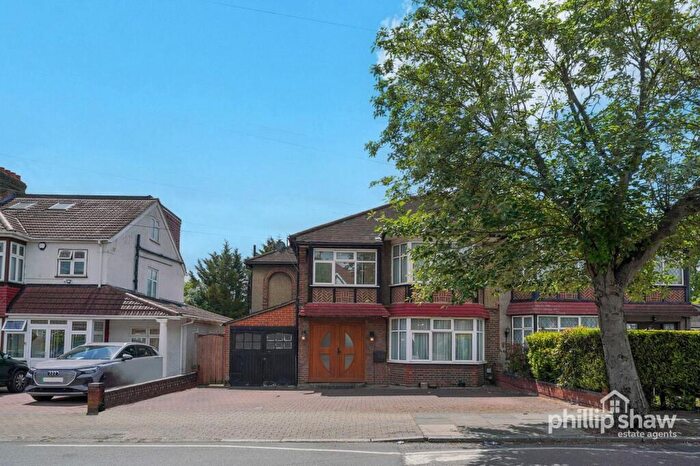 4 Bedroom Semi-Detached House For Sale In Draycott Avenue, Harrow, HA3