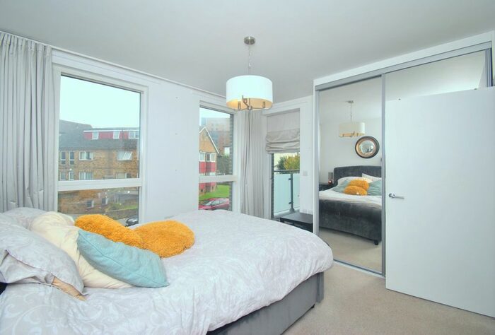 1 Bedroom Flat For Sale In Lennard Road, Croydon, CR0