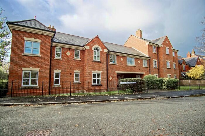 2 Bedroom Flat To Rent In Ladybank Avenue, Fulwood, Preston, PR2