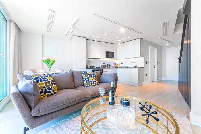 1 Bedroom Flat To Rent In Arena Tower, London, E14