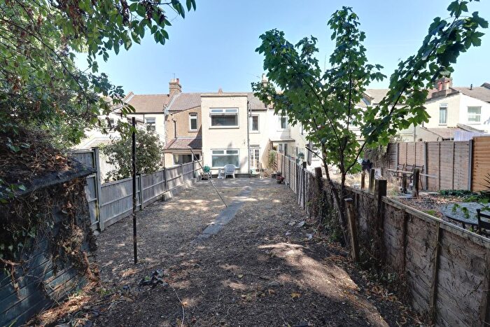4 Bedroom Terraced House For Sale In Havelock Road, Bromley, BR2