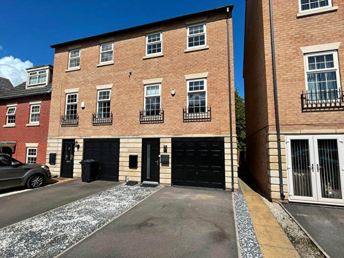 4 Bedroom Town House For Sale In Great Stubbing Wombwell Barnsley, S73