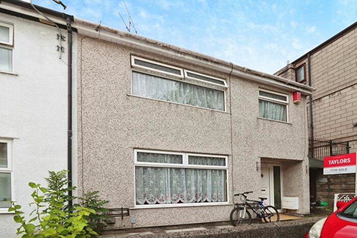 3 Bedroom Semi Detached House For Sale In Luxton Street, Bristol, BS5