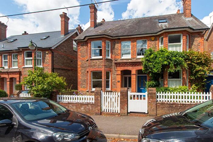 1 Bedroom Flat To Rent In Compton Road, Lindfield, RH16