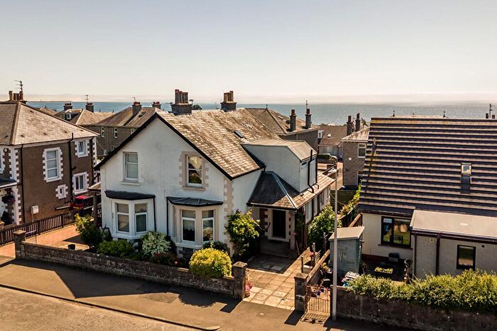 2 Bedroom Semi Detached House For Sale In Navarre Street, Broughty Ferry, DD5