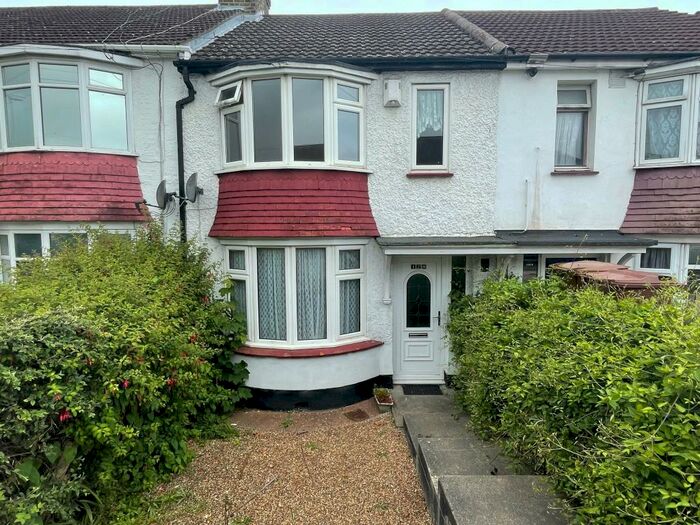 3 Bedroom House To Rent In Palmerston Road, Chatham, ME4