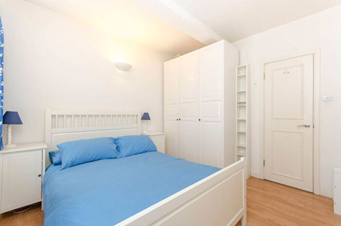 2 Bedroom Flat For Sale In Fetter Lane, St Pauls, London, EC4A