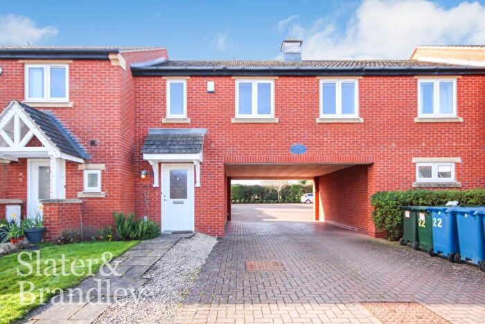 2 Bedroom Coach House To Rent In Selby Lane, Keyworth, Nottingham, NG12