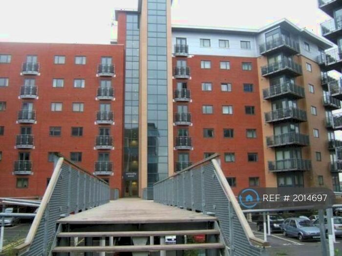 2 Bedroom Flat To Rent In City Walk, Leeds, LS11