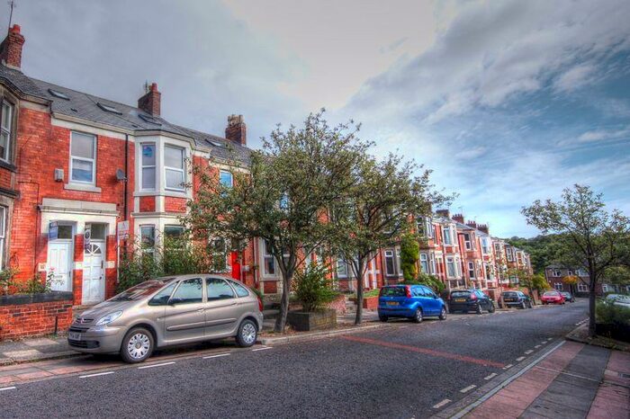 3 Bedroom Flat To Rent In Greystoke Avenue, Sandyford, Newcastle Upon Tyne, NE2