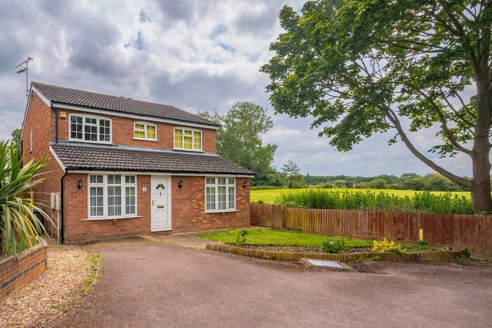 4 Bedroom Detached House To Rent In Davis Close, Rothwell, Kettering, NN14