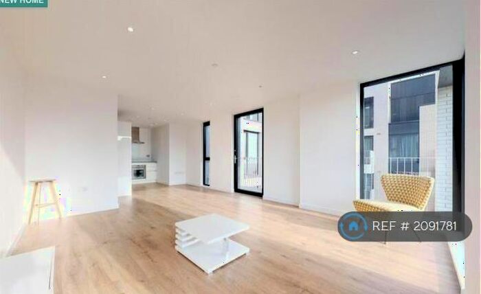 1 Bedroom Flat To Rent In Forrester Way, London, E15
