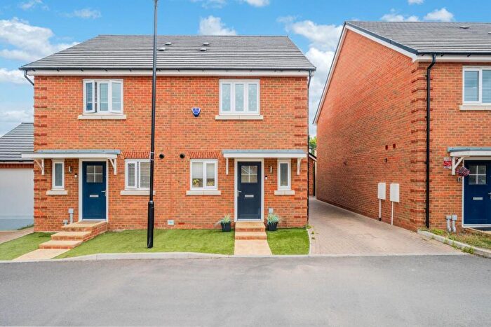 2 Bedroom Semi-Detached House For Sale In Dante Way, Epsom, KT19