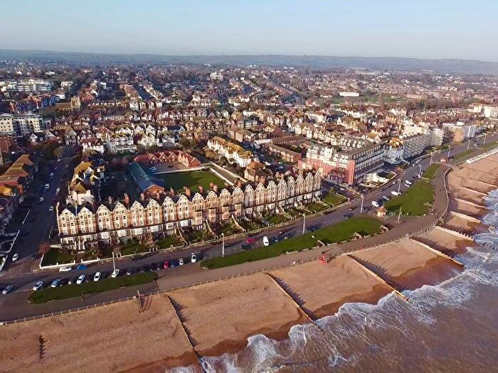 3 Bedroom Flat For Sale In Knole Road, Bexhill-On-Sea, TN40