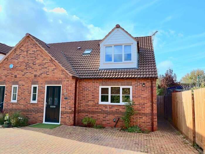 3 Bedroom Semi-Detached House To Rent In The Roundhills, Elmesthorpe, Leicester, LE9
