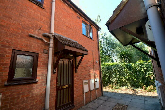1 Bedroom Apartment To Rent In Bowden Road, NN5
