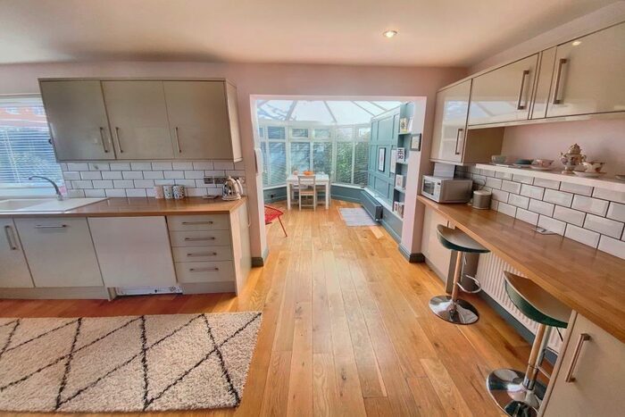3 Bedroom Semi-Detached House For Sale In Beaumaris Close, Allesley Green, Coventry, CV5