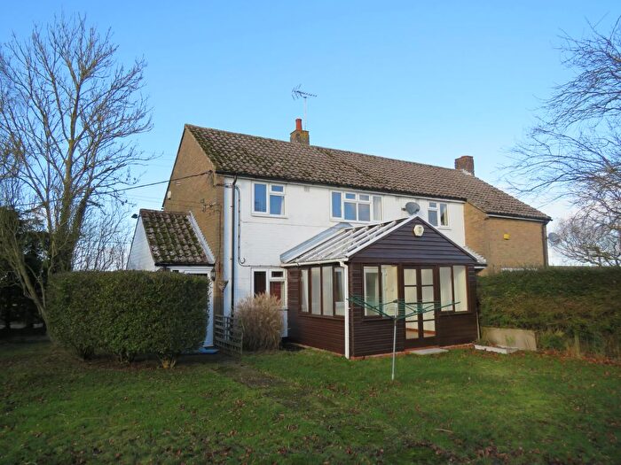 3 Bedroom Property To Rent In Main Road North, Dagnall, Berkhamsted, HP4