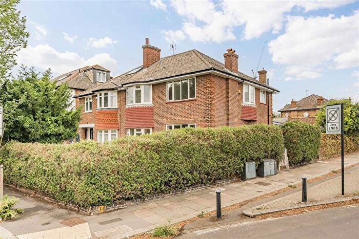 4 Bedroom Semi-Detached House For Sale In St. Dunstans Gardens, Acton, W3