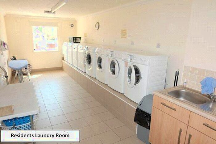 1 Bedroom Apartment For Sale In Vale Road, Stourport-on-Severn, Worcestershire, DY13