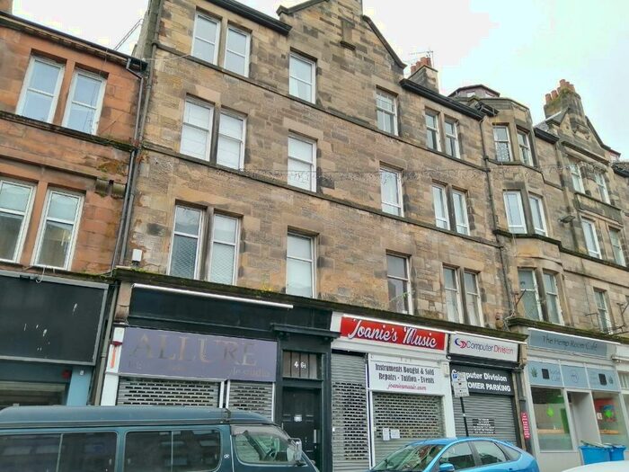 2 Bedroom Flat To Rent In Upper Craigs, Stirling Town, Stirling, FK8