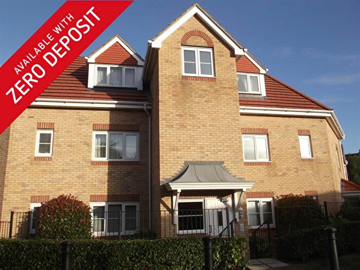 2 Bedroom Apartment To Rent In The Tollgate, Fareham, PO16
