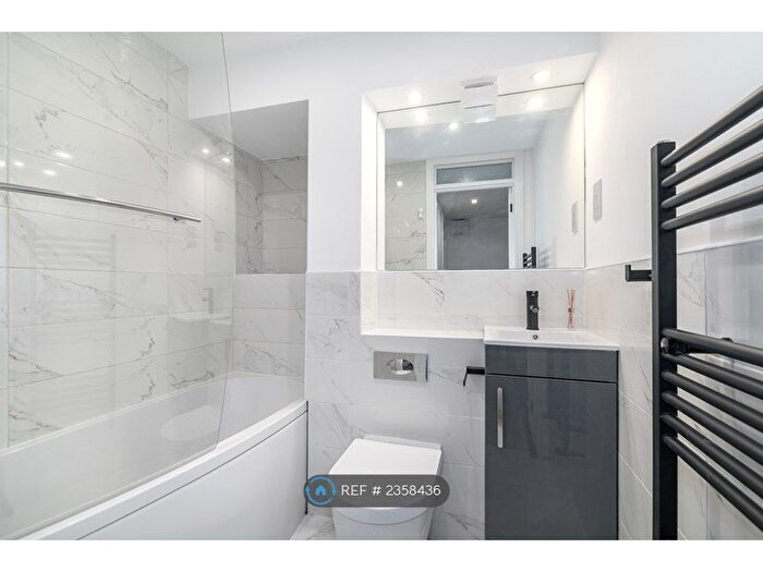 3 Bedroom Flat To Rent In Iverson Road, London, NW6