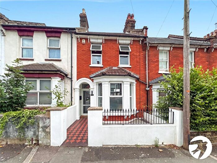 3 Bedroom Terraced House To Rent In Jersey Road, Rochester, Kent, ME2