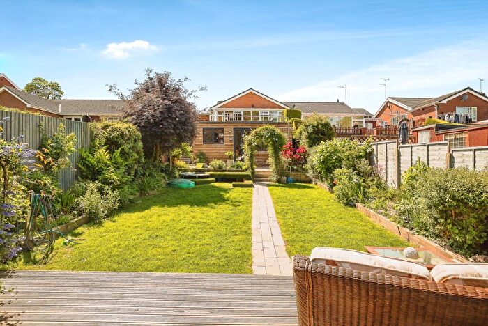3 Bedroom Bungalow For Sale In Hall View, Caego, Wrexham, LL11